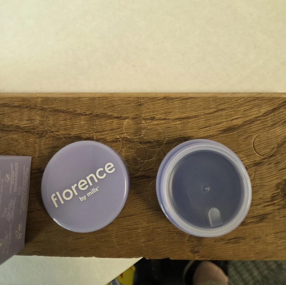 Florence by Mills Hit Snooze Lip Mask NIB .37 Oz